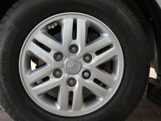 2019 Hyundai I800