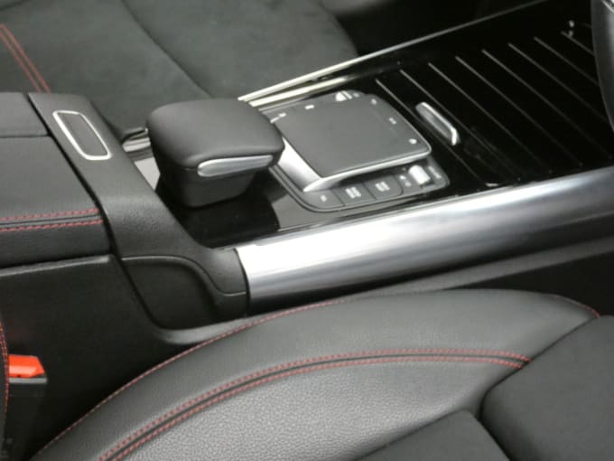 2025 Mercedes-benz Eqa