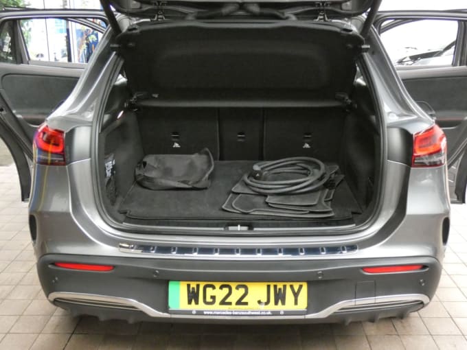 2025 Mercedes-benz Eqa