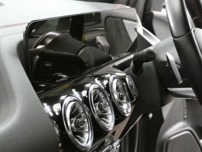 2025 Mercedes-benz Eqa
