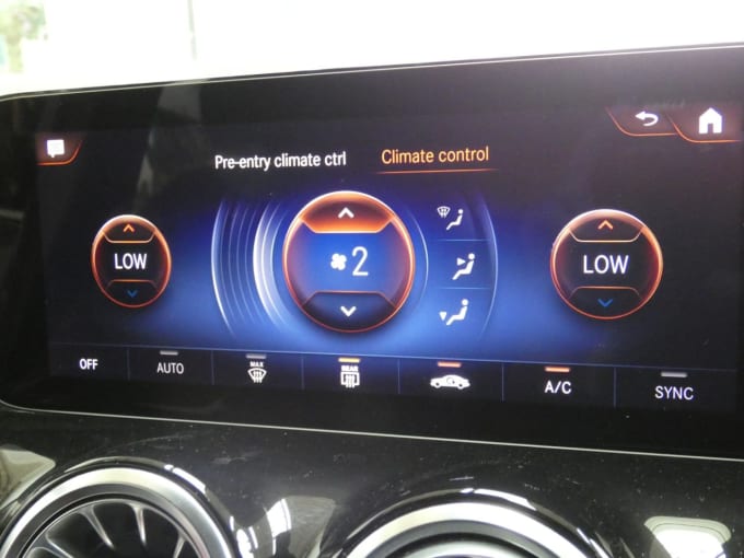 2025 Mercedes-benz Eqa