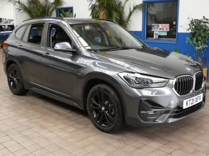 2025 BMW X1