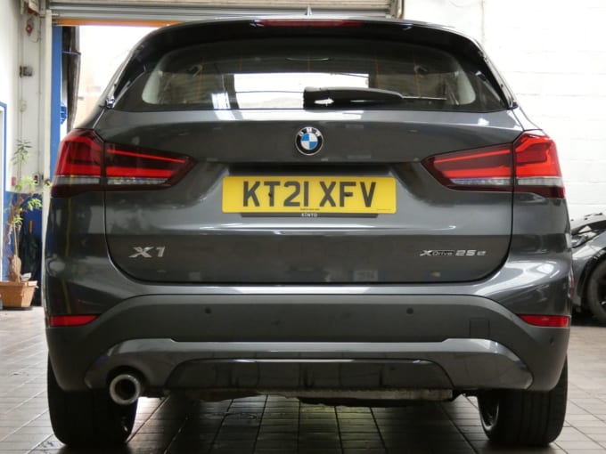 2025 BMW X1