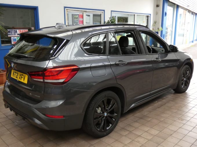 2025 BMW X1