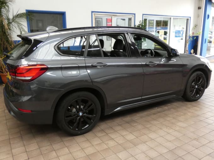 2025 BMW X1