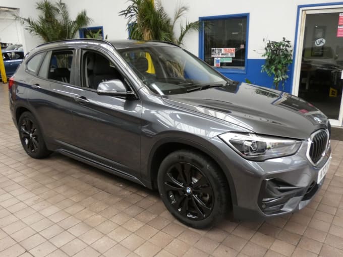2025 BMW X1