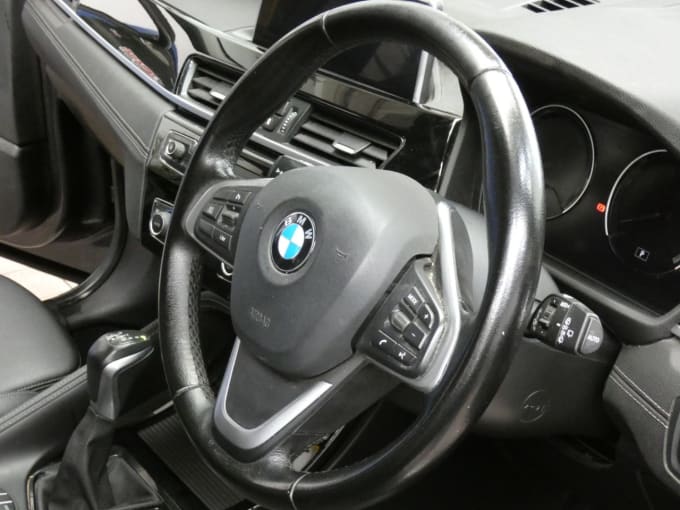 2025 BMW X1