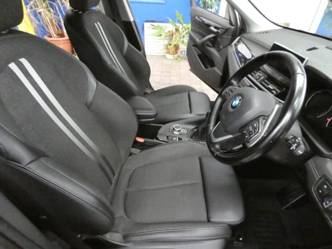 2025 BMW X1