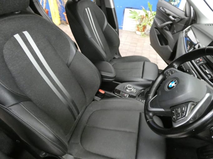 2025 BMW X1