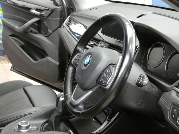 2025 BMW X1