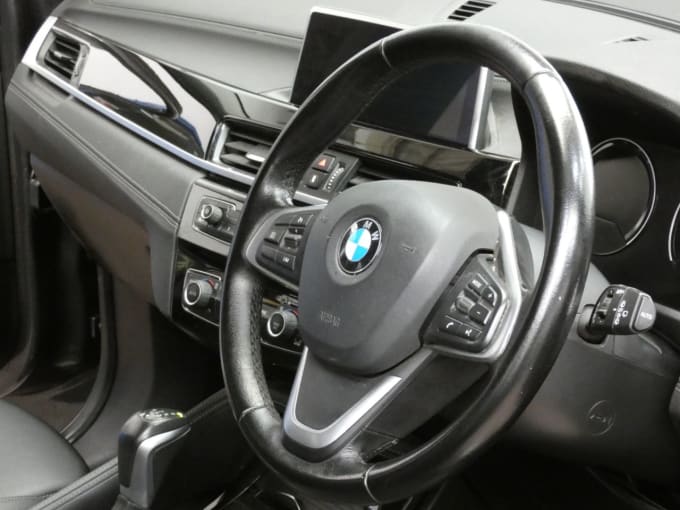 2025 BMW X1