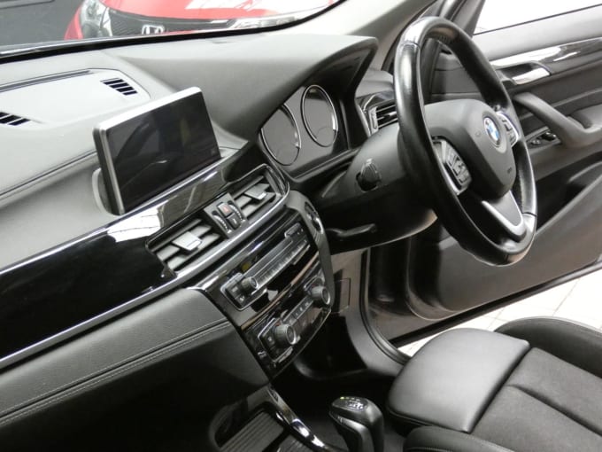 2025 BMW X1