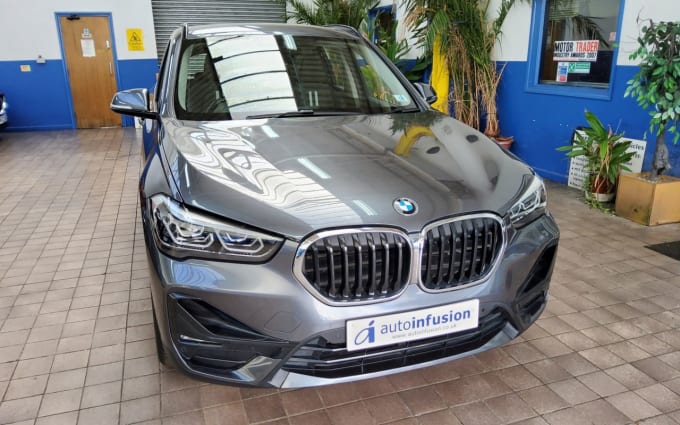 2025 BMW X1