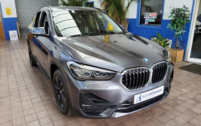 2025 BMW X1