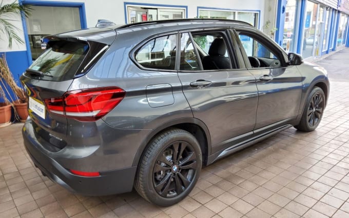 2025 BMW X1
