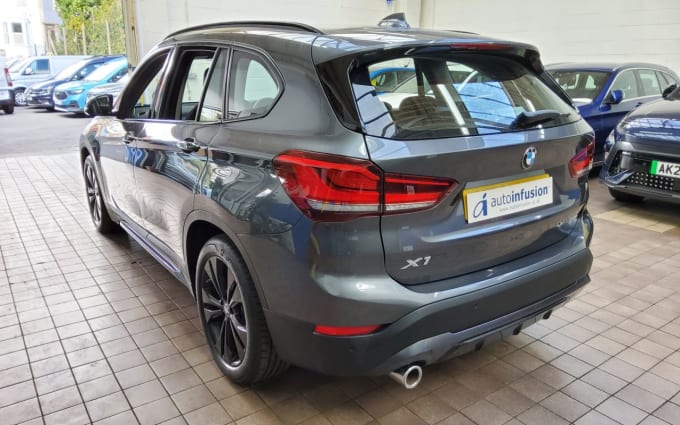 2025 BMW X1