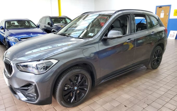 2025 BMW X1