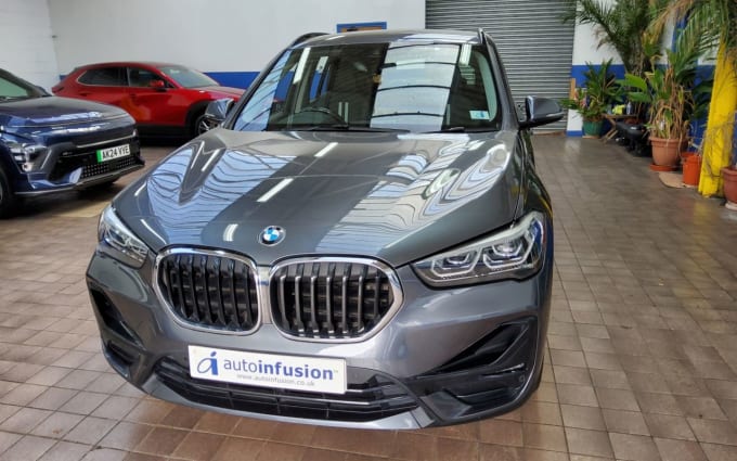2025 BMW X1