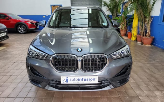 2025 BMW X1