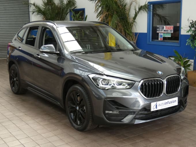 2025 BMW X1
