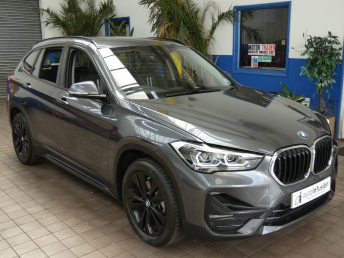 2025 BMW X1