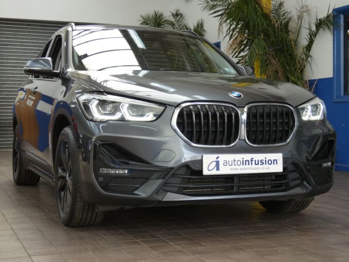 2025 BMW X1