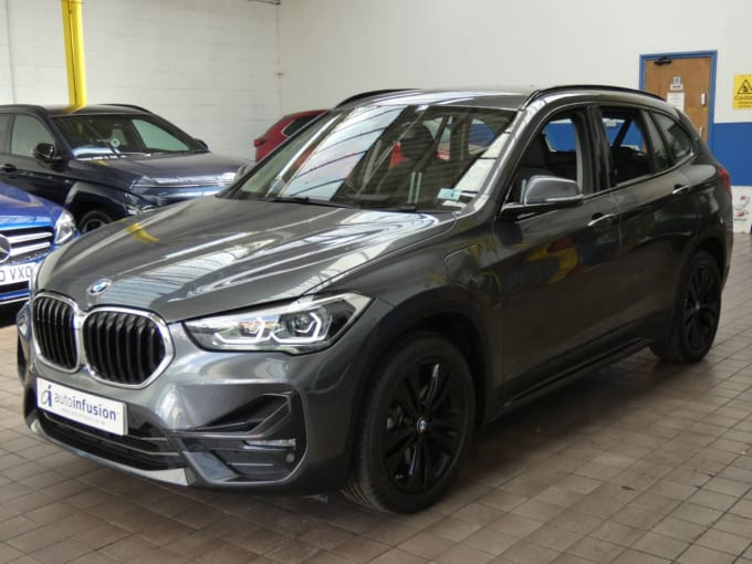 2025 BMW X1