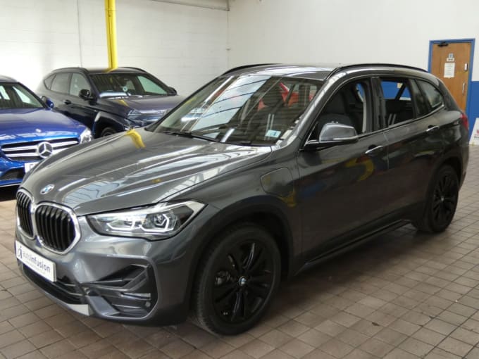 2025 BMW X1