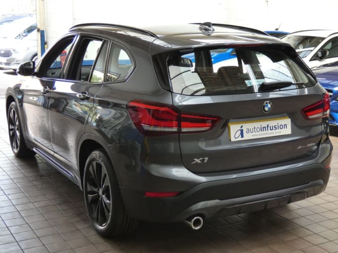 2025 BMW X1