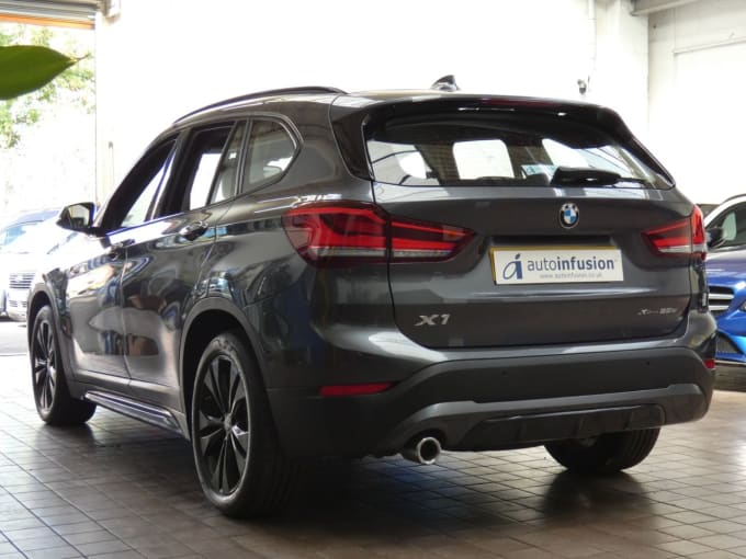 2025 BMW X1