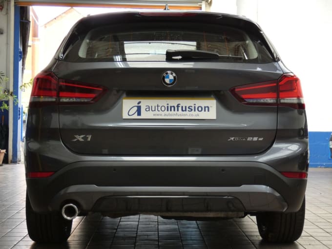 2025 BMW X1