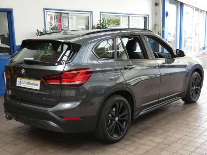 2025 BMW X1
