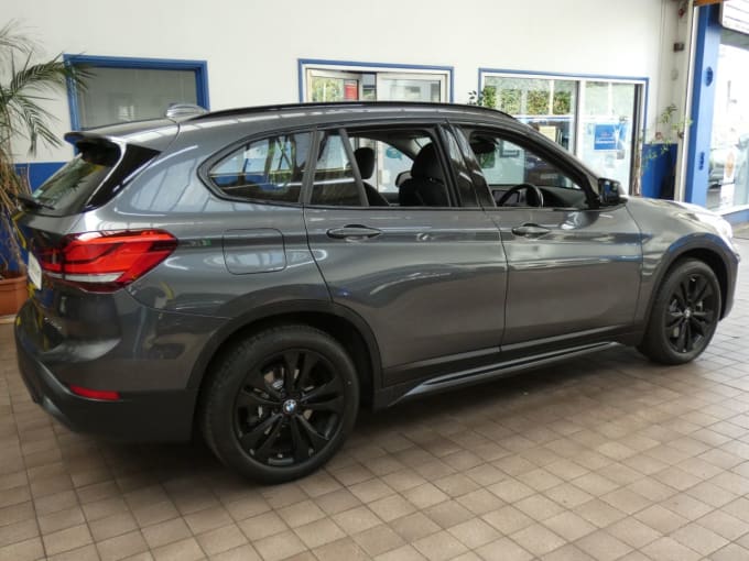 2025 BMW X1