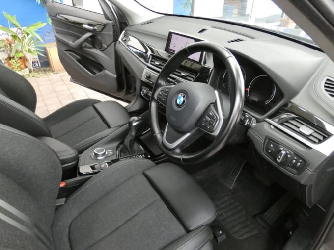 2025 BMW X1