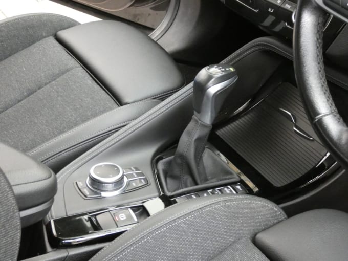 2025 BMW X1