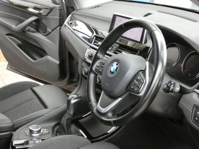 2025 BMW X1