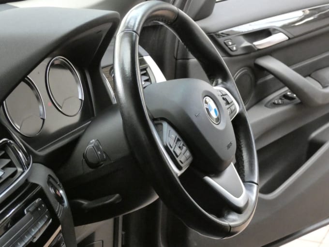 2025 BMW X1