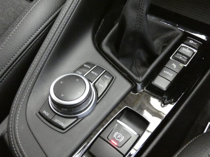 2025 BMW X1