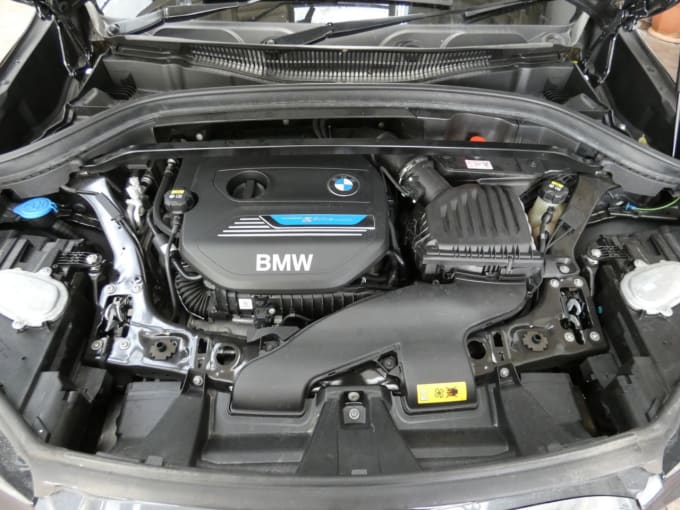 2025 BMW X1