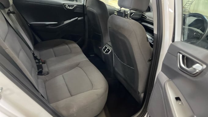 2025 Hyundai Ioniq