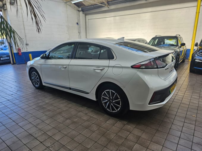 2025 Hyundai Ioniq