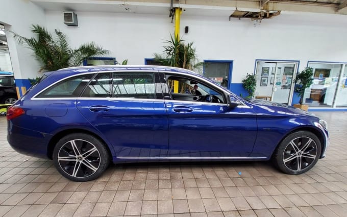 2025 Mercedes-benz C-class