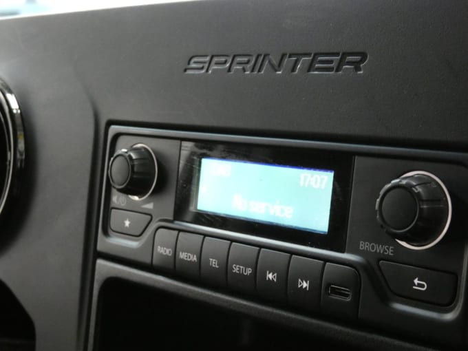 2025 Mercedes-benz Esprinter