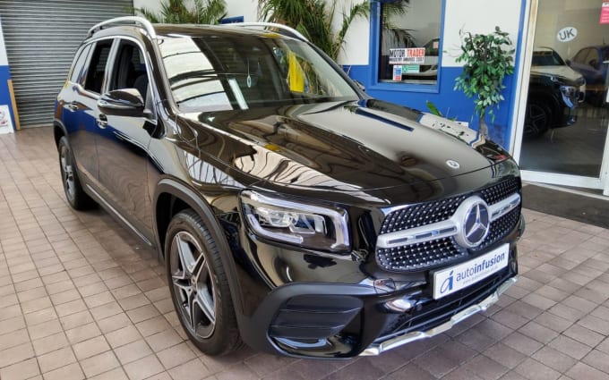2025 Mercedes-benz Glb