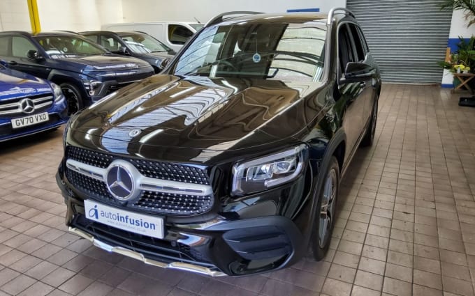 2025 Mercedes-benz Glb