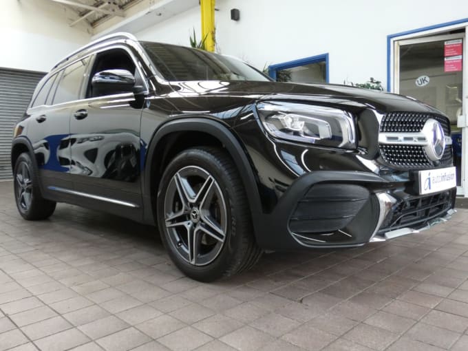 2025 Mercedes-benz Glb