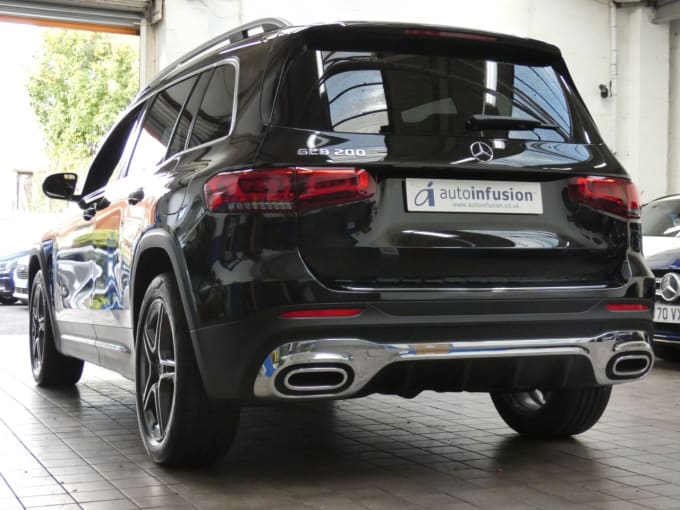 2025 Mercedes-benz Glb