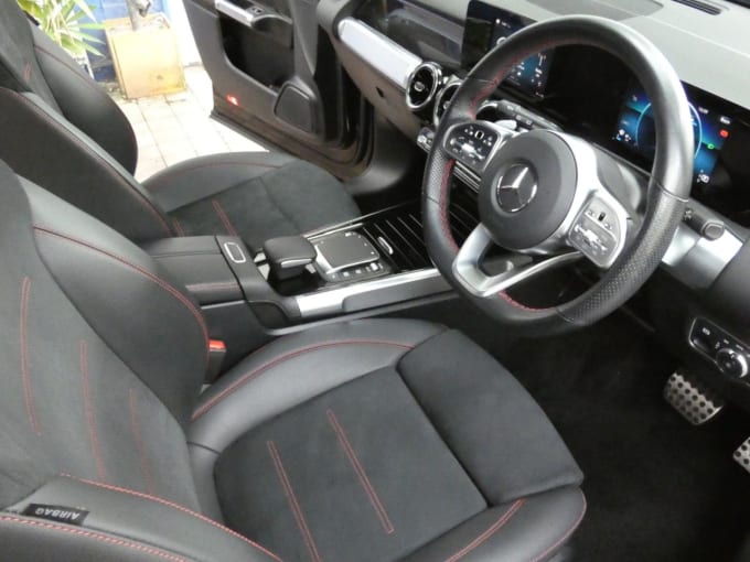 2025 Mercedes-benz Glb