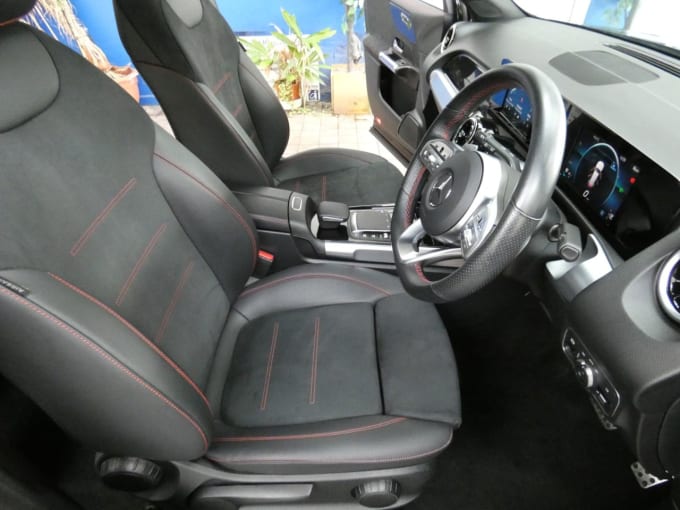 2025 Mercedes-benz Glb