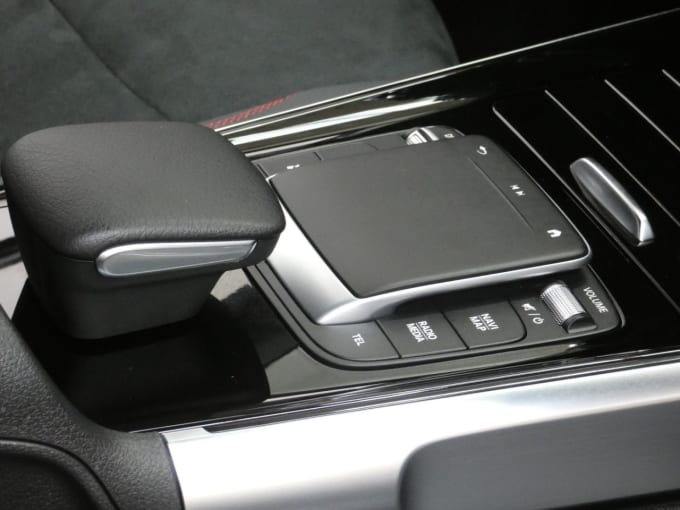 2025 Mercedes-benz Glb